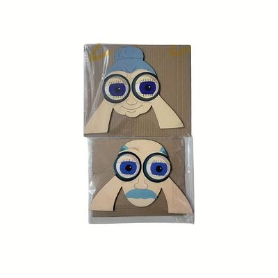 TEMU 2d Flat, 2d Flat, Quirky Wooden Garden Fence Decoration, Elderly Couple Peering, Artistic Illustration For Unique Outdoor Atmosphere, Suitable For 11 Products For All Festivals, Fence Decor Image