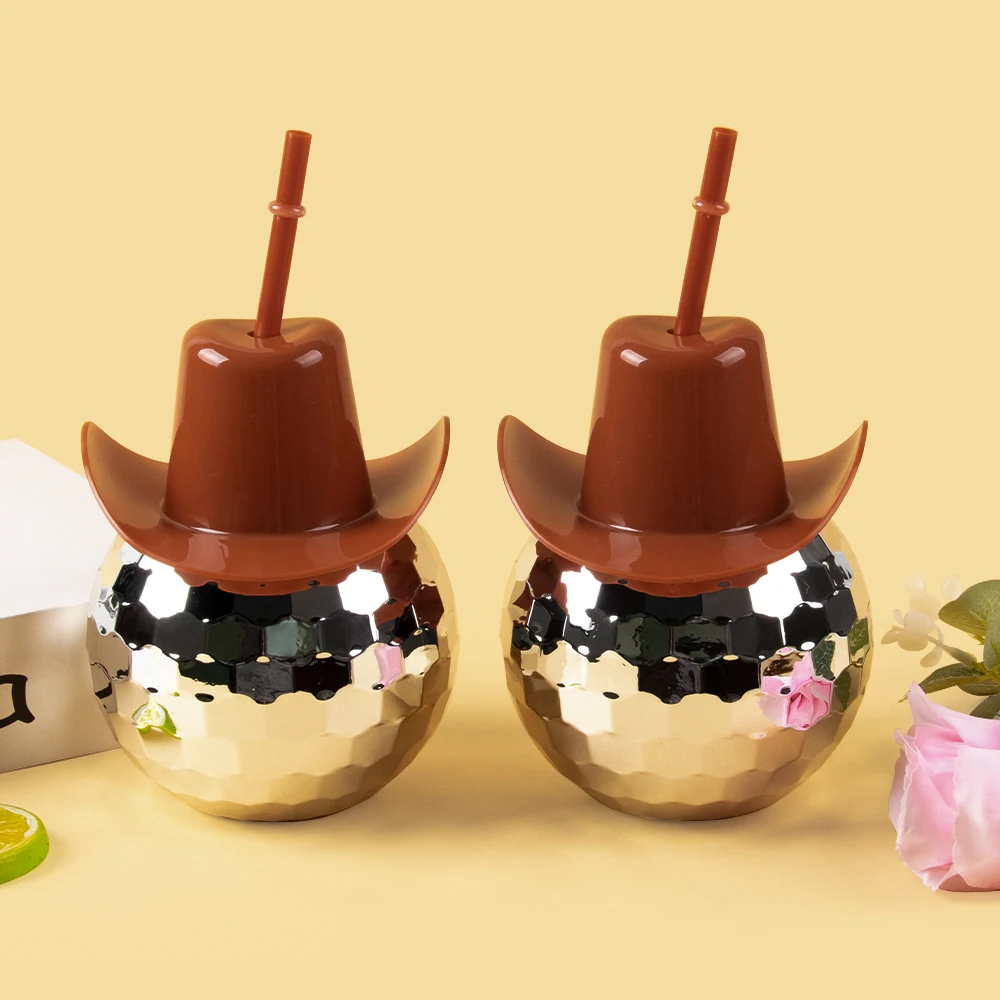 1 stücke Disco Ball Tassen mit braunen Cowgirl Hut Bachelorette Henne Party Trinkbecher Dekorationen 70er Jahre Disco Thema Party liefert Image