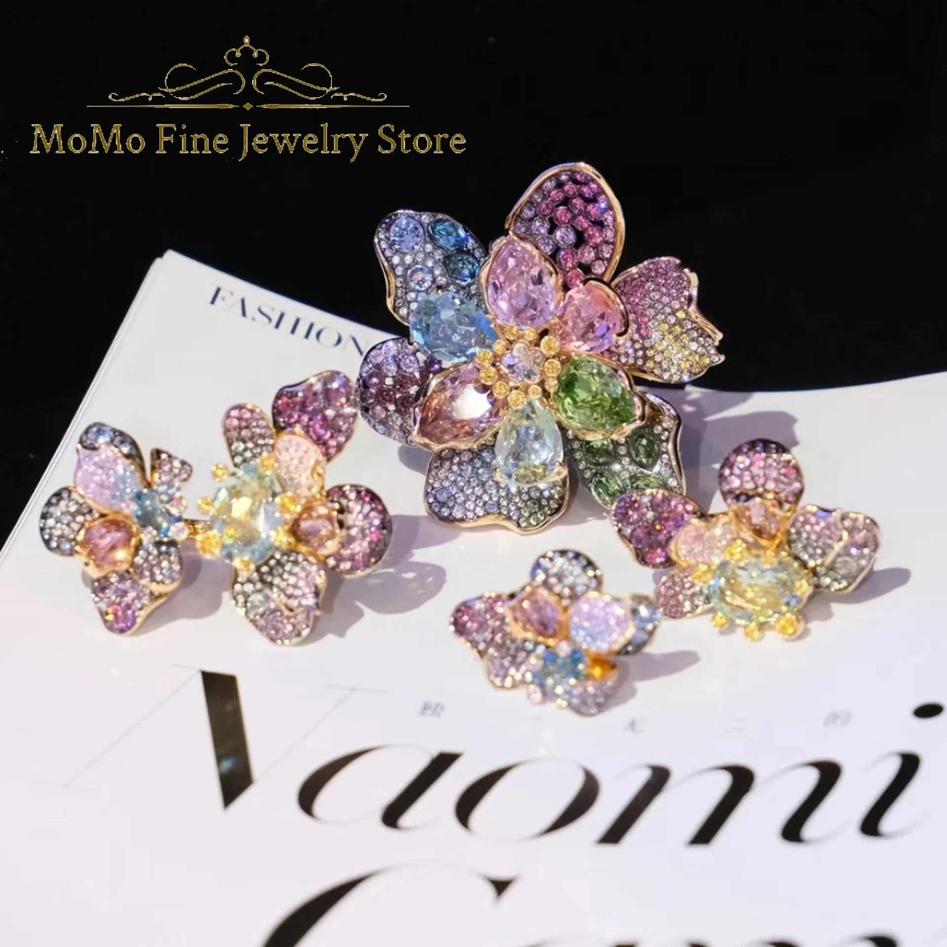 Original 2025, neuer Trend, edler Schmucksets, Charm, rosa Schmetterling, Blume, Kristall-Anhänger, Brosche, modische Damen-Halsketten, Ohrringe Image