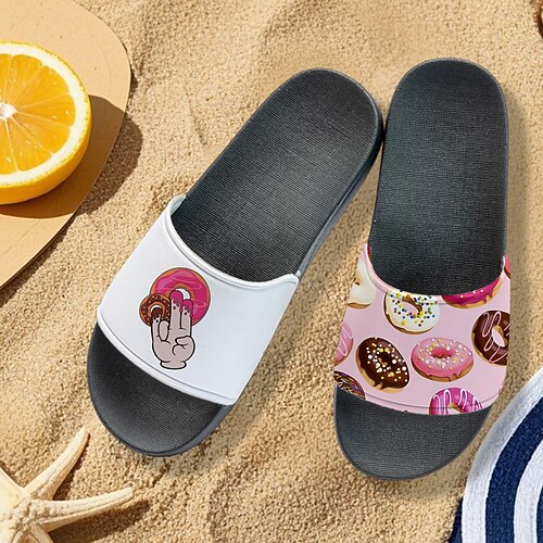 Herren-Sandalen mit Flamingo-Motiv und buntem Muster – lässiger und lustiger Stil für Strand, Pool und Sommerurlaub Image