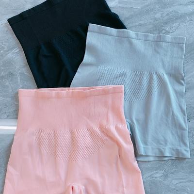 TEMU Set Of 3 Mixed Color Women's High-waisted Seamless Sports Shorts, Designed To Prevent , Workouts, Stretchy, Fitted, And Made From Soft, Breathable Fabric. Image