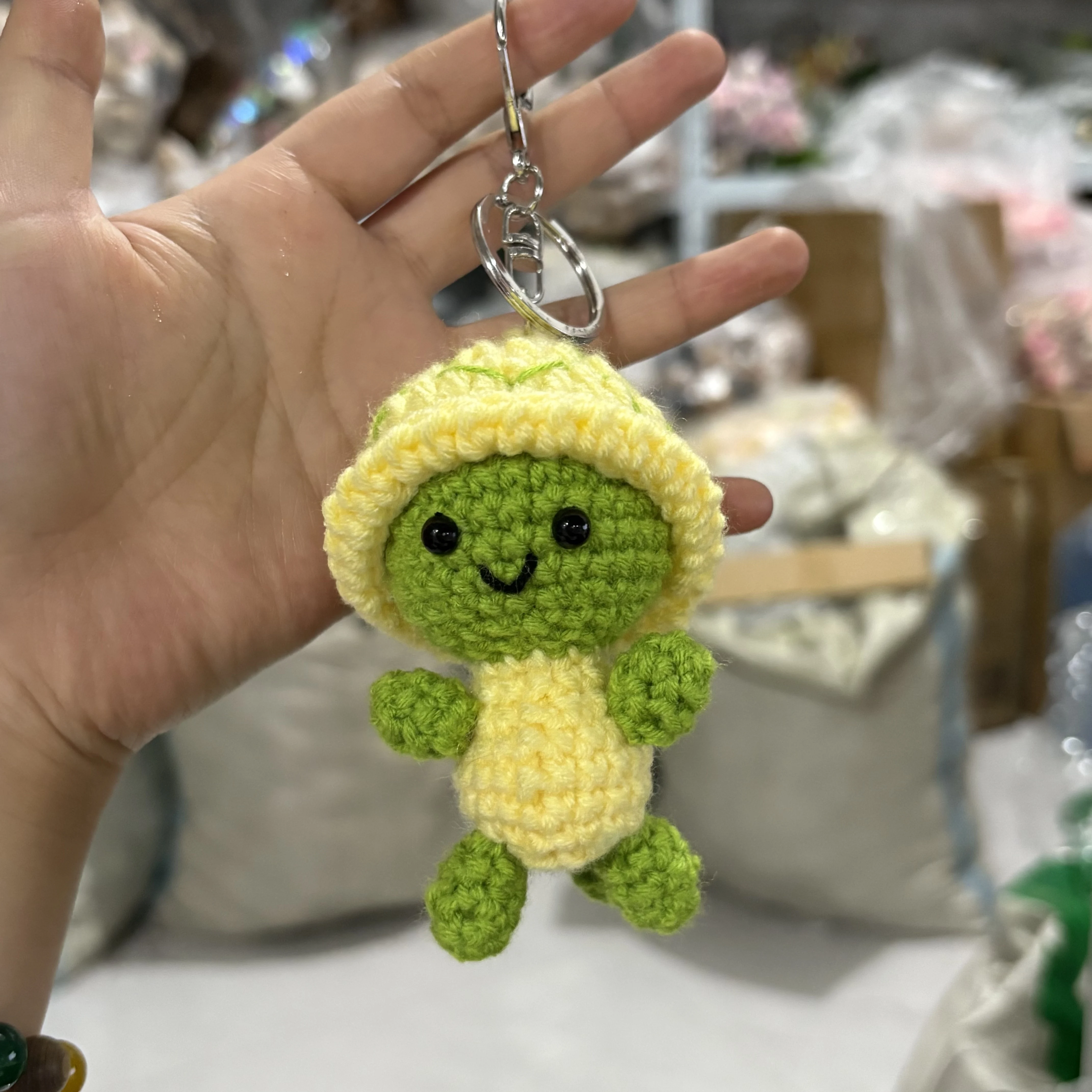 Handgefertigter gewebter Mini-Häkel-Schildkröten-Schlüsselanhänger im böhmischen Stil, neuartiger Anhänger, kreative hängende Verzierung für Schlüssel Image