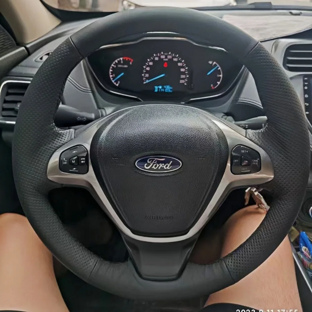Anpassung Auto Lenkrad Abdeckung Zubehör Hand Nähen Echtes Leder Für Ford Fiesta Ecosport B-MAX Ka Ka + Tourneo Image