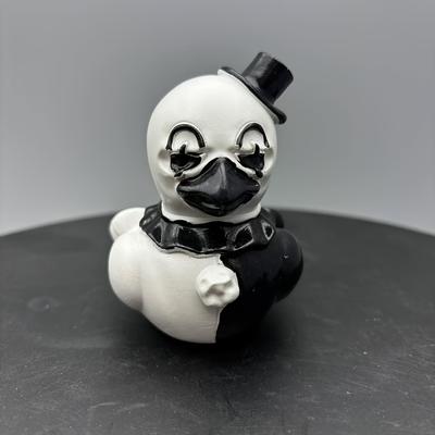 TEMU 1pc Handmade Horror Movie Clown Duck Resin Figurine - Spooky Home Decor, Halloween Decoration, Unique Gift For Horror Fans, No Electricity Needed Image