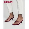 Große Größe 43, Damen-Sandalen mit niedrigem Absatz, Sommer-Strand-Flip-Flops, modische Flock-Damen-Sandalen mit Absatz, Slipper-Schuhe, weibliche Slides-Pumps