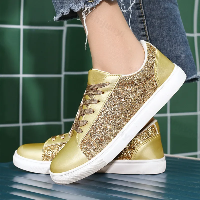 Stilvolle Marke Sport Schuhe für Frauen Gold glänzend Trendy Weibliche Laufschuhe Turnschuhe Plattform Wohnungen Outdoor Fitness Walking Reise Schuh