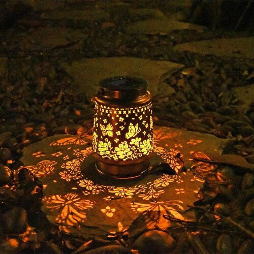 1 pc Outdoor Solar Laternen wasserdichte Metall Hohl Projektion Licht hängende Laterne Hof Garten Rasen Weg Villa dekorative Licht Landschaft Licht Image