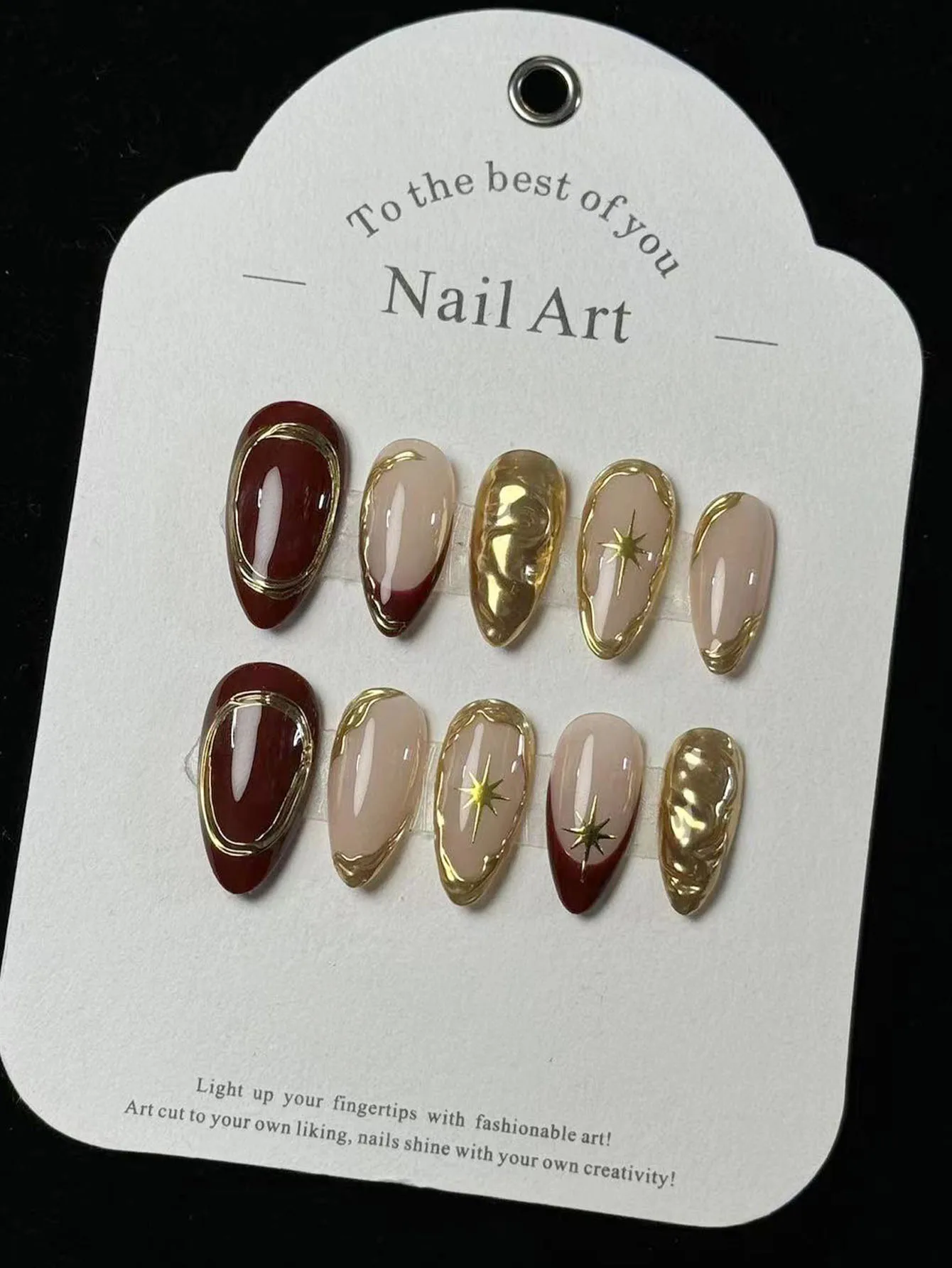 10 Stück reine handgemachte mandelförmige tiefrote französische Randgold unregelmäßige linienförmige dreidimensionale sternförmige Nägel, ex Image