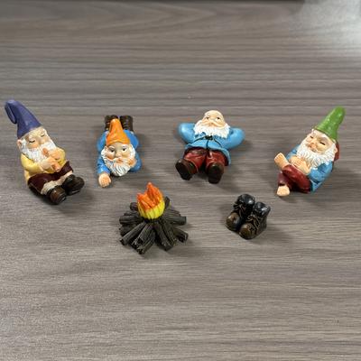 TEMU Bonfire Dwarf Set - Resin Garden Gnomes For Outdoor & Indoor Decor, Christmas, Halloween, Hanukkah, Father's & Day, No Power Needed, Ideal For Home & Garden Image