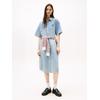 Jeanskleid TOMMY JEANS "TJW DENIM SHIRTDRESS SS", Damen, Gr. XS (34), N-Gr, blau (denim light), Denim/Jeans, Obermaterial: 100% Baumwolle, unifarben, casual, Kurzarm, Kleider