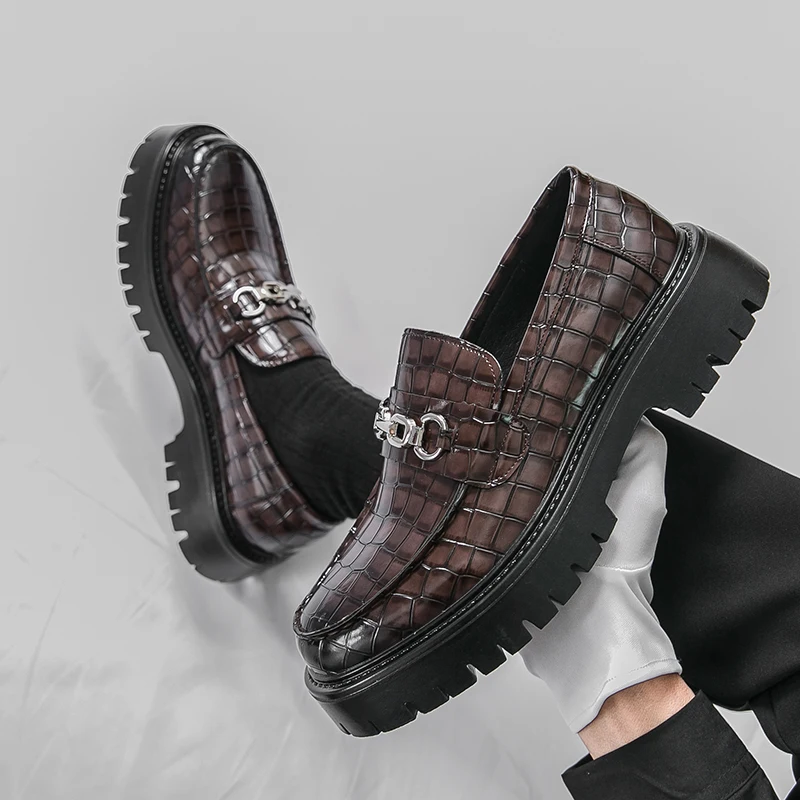 Fashion Brand Men's Crocodile Leather Comfortable Thick Soled Non Slip Oxford Shoes Spring New Men Business Casual Leather Shoes