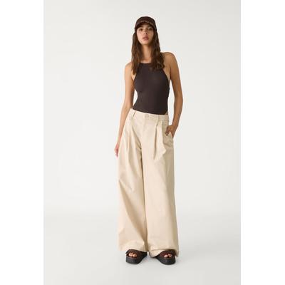Stradivarius Bodysuit with embellished back Brown XS