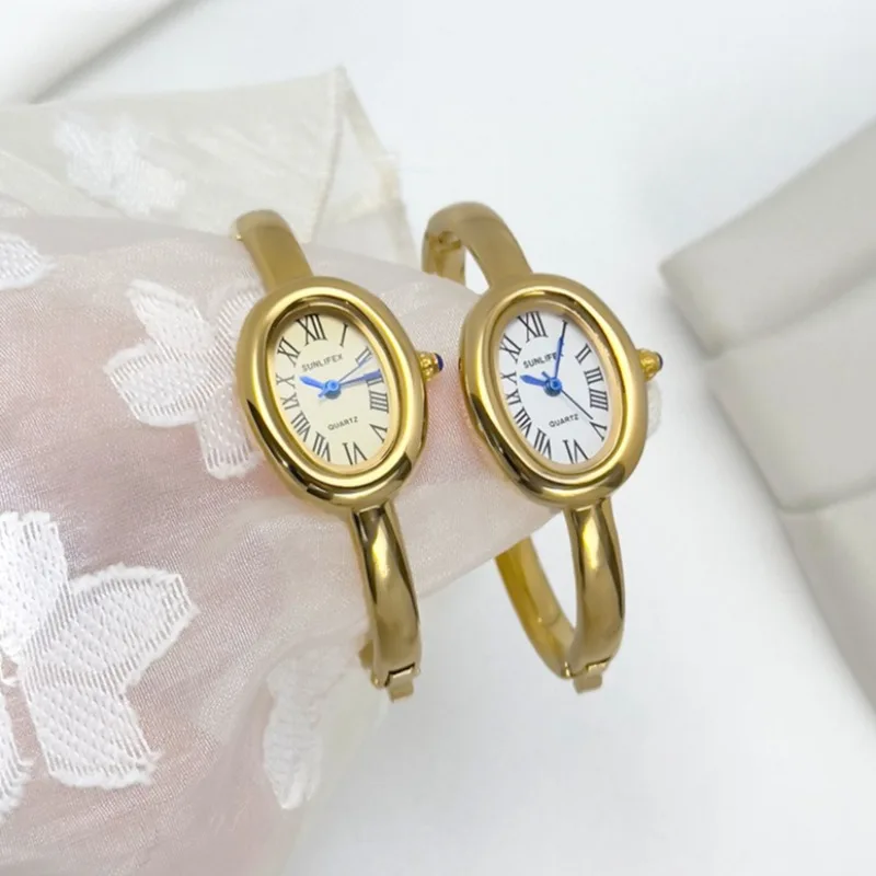 Berühmte Marke Frauen Uhr Gold Quarz Armbanduhr Mode Luxus Geschenk Damen Rom Zifferblatt Armbanduhr Dropshipping Reloj De Mujer Image