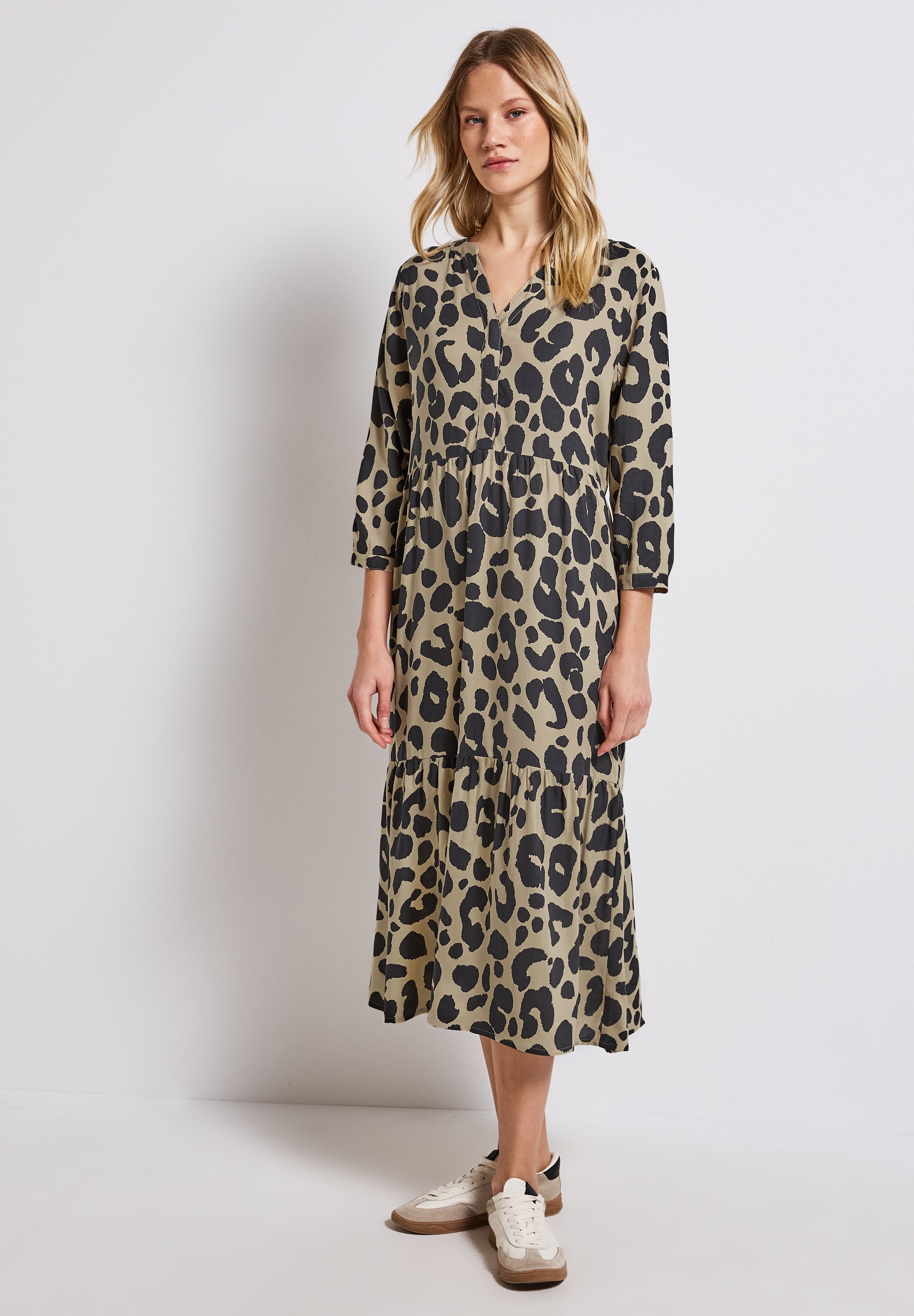 Midikleid STREET ONE, Damen, Gr. 34, EURO-Größen, beige (coastal beige), Stoff, 100% Viskose, animal-print, normal wadenlang, Rundhals, Manschette, Kleider Midikleid, aus Viskose