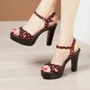 8 cm 10 cm kleine Größe 32–43 elegante gepunktete Schuhe Sommer Plateausandalen 2025 Damen Block