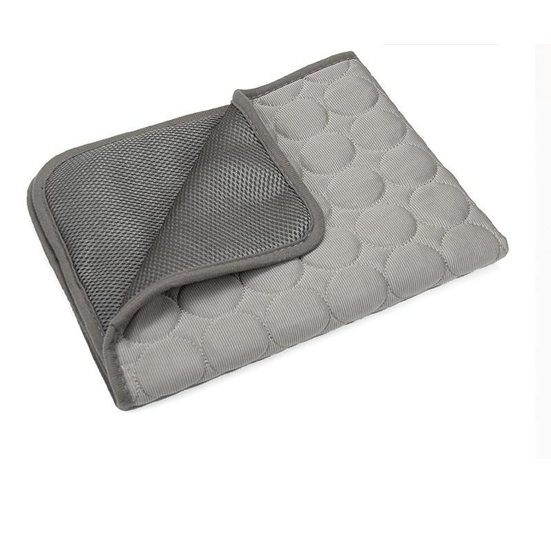 Dog Mat,Summer Pet Ice Mat Cool Dog Mat Pet Cat Mat Breathable Ice Silk Cat Litter Pet Supplies Summer Dog MatPet Mat