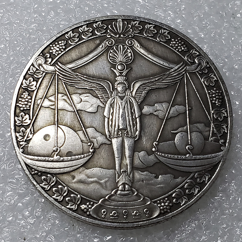 Antique Crafts European and American Twelve Constellations Commemorative Coins Ancient Silver Coins Tarot Wishing Sun God Commemorative Coins Foreign Currency Christmas Gift