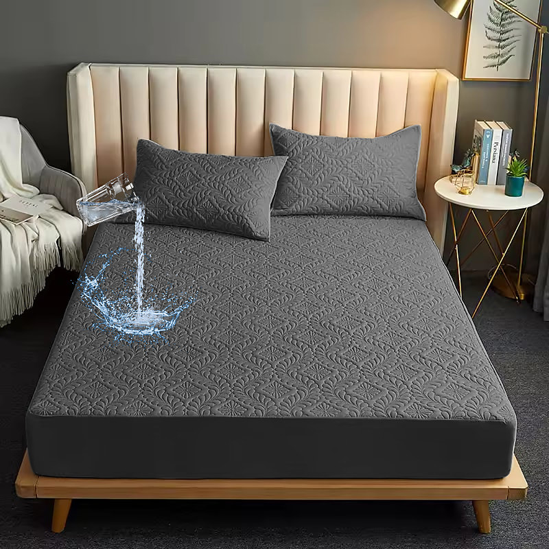 Queen Full King Protective Bed Cover Waterproof Bed Protector Protective Mattress Cover Protector Pad with Straps Breathable Soft Dirt-Proof Bed Mattress Cover Skin Friendly Mattress Topper Washable