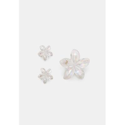 Stradivarius Set of 3 floral hair clips TRANSPARENT OS