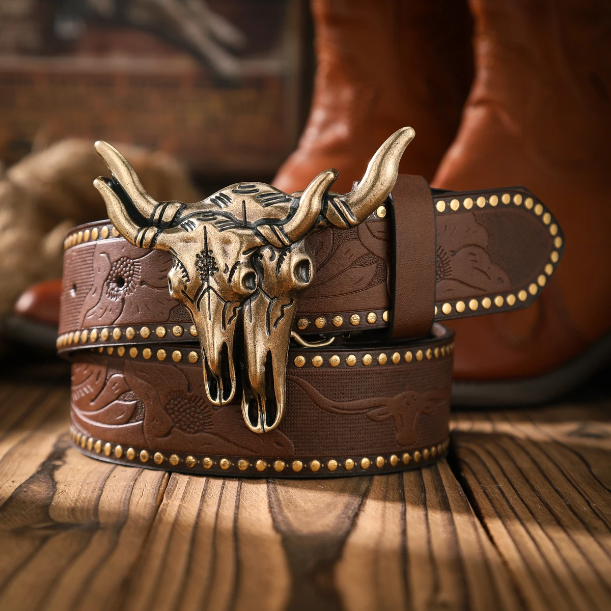 Ein lässiger und Retro-Gürtel, ein Taillenaccessoire für Kleidung im Western-Stil, Metallschnalle, PU-Gürtel, geeignet für Männer und Frauen Image