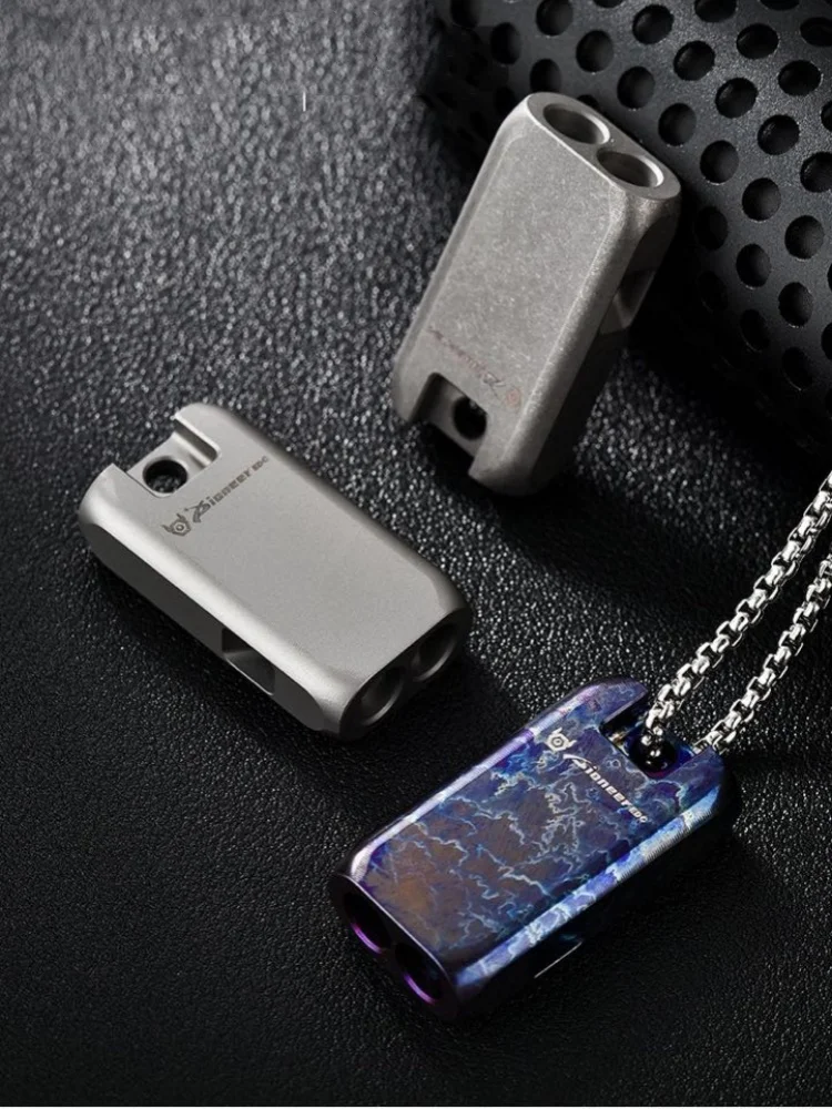 Pfeife aus Titanlegierung mit hoher Dezibelzahl, Doppelrohrpfeife, tragbares Überlebenswerkzeug für den Außenbereich Image