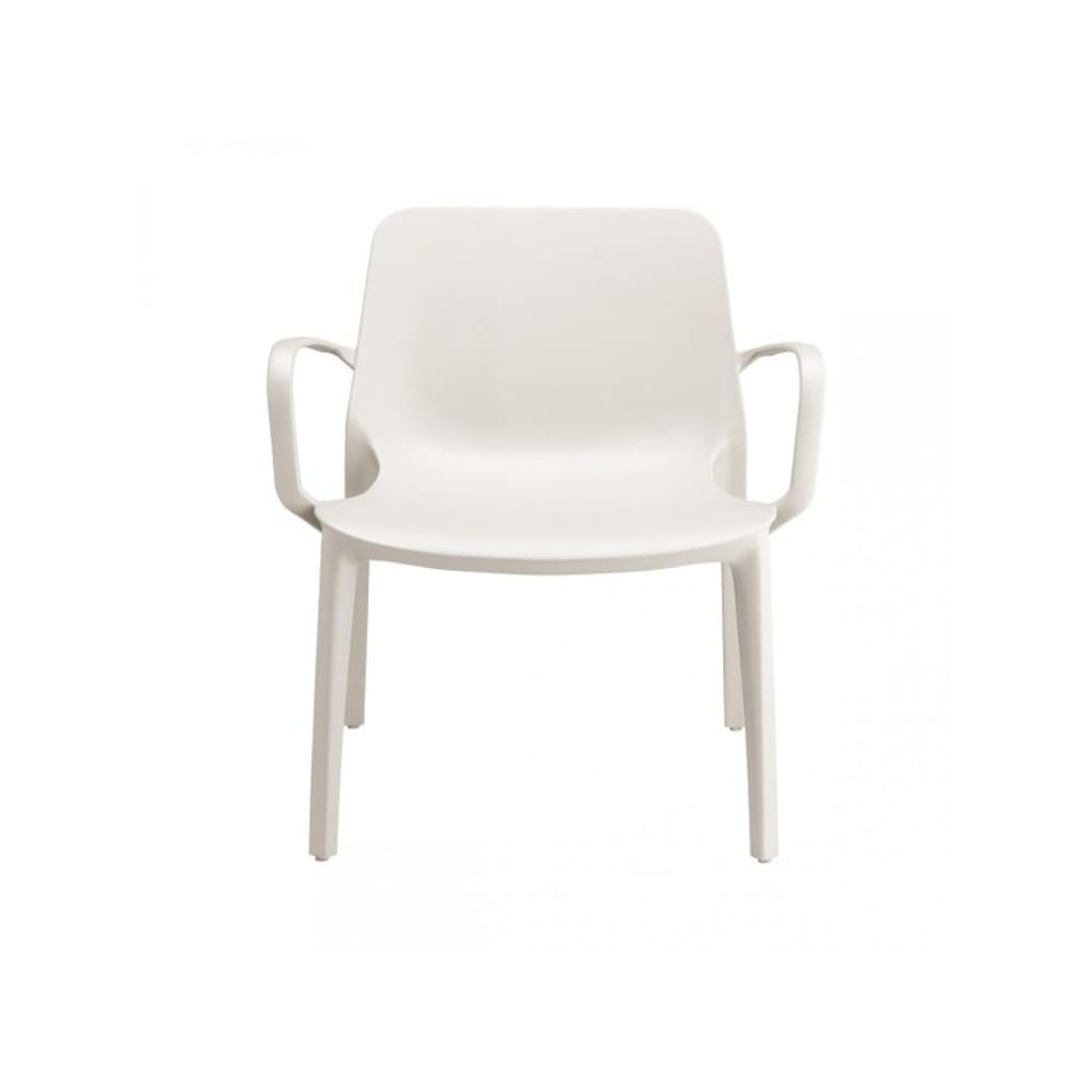 Fauteuil design en plastique blanc