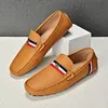 Luxus Marke Leder Loafer Männer Mode Lässig Braun männer Mokassins Original Design Sommer Leichte Slip-on Flache Schuhe mann