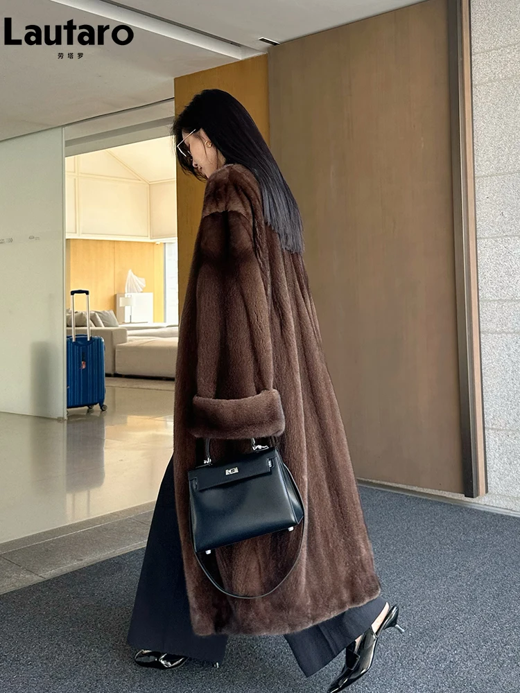 Lautaro Herbst Winter Lange Luxus Elegante Chic Weiche Dicke Warme Braun Haarigen Faux Nerz Pelzmantel Frauen V-ausschnitt Flauschigen Mantel 2024