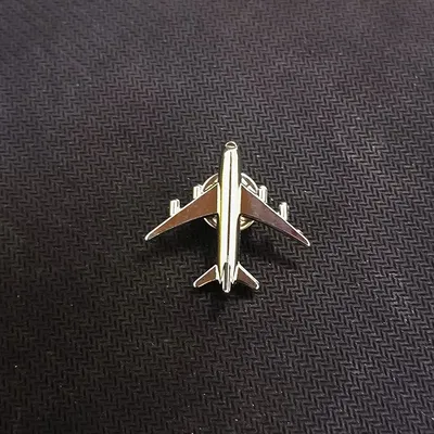 Airplane Metal Pin - Minimalist Aircraft Brooch - Unisex Aviation Enthusiast Gift - Bulk Wholesale Collectible Badges
