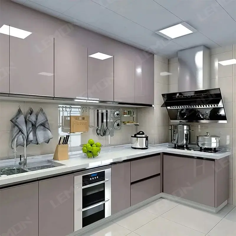 Beliebter PVC-Haushalts-Küchenschrank aus Holz, kundenspezifisches Sperrholz, hochglänzendes, luxuriöses, modernes Küchenschrank-Design Image