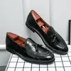 Männer Mode Quaste Schuhe Schwarz One Step Business Mode Vielseitige Le Fu Schuhe Britische