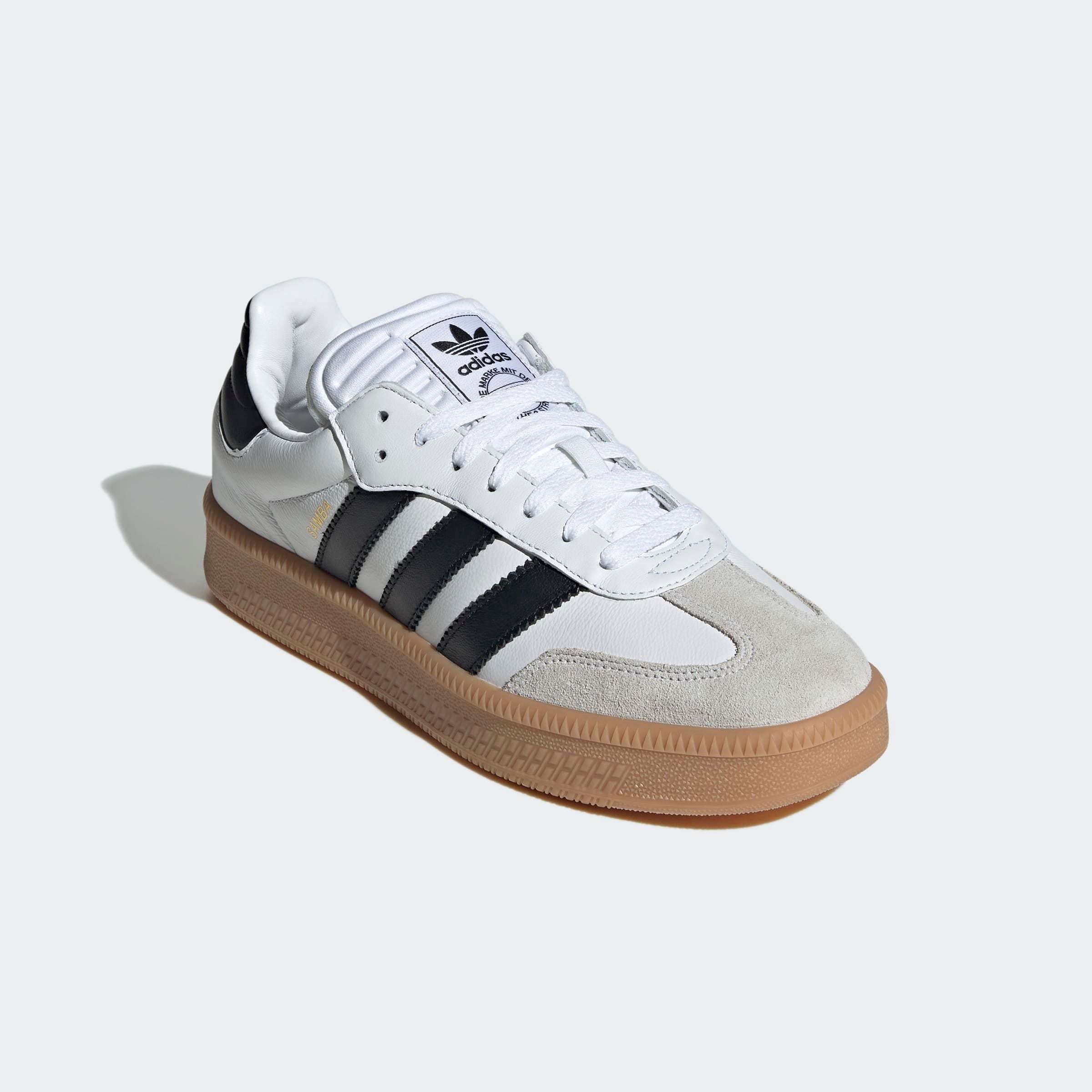 Sneaker ADIDAS ORIGINALS "SAMBA XLG", Gr. 43, weiß (cloud weiß, core schwarz, gum 3), Leder, Textil, Schuhe, mit erhöhter Sohle und gepolsterter Zunge, Topseller