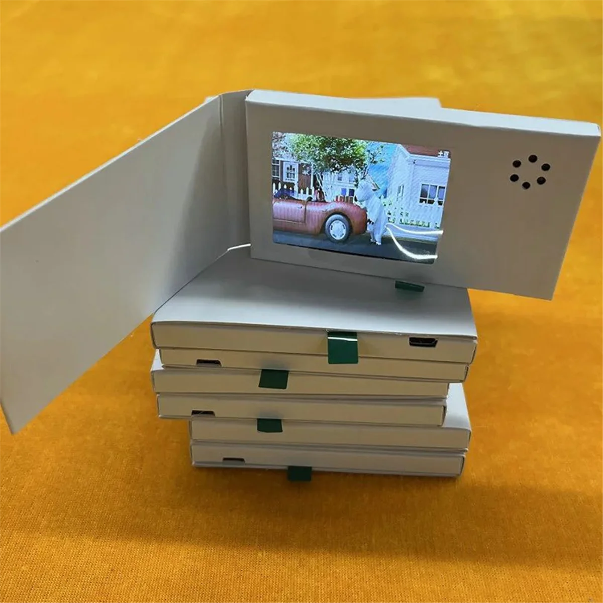 A43I 2,4 Zoll Geburtstag weiße Grafikbuchkarte 128 MB LCD-Einladung Geschenk Musik Grußkarte Hochladen Video LCD-Grußkarte Image