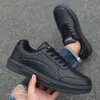 Heißer Verkauf männer Casual Schuhe Mode Atmungs Skateboard Turnschuhe Anti Slip Tennis Wanderschuhe