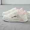 Frühling und Herbst neue Damen-Turnschuhe, alle flachen kleinen weißen Schuhen, atmungsaktive Studenten-Stoffschuhe, explosive Damenschuhe