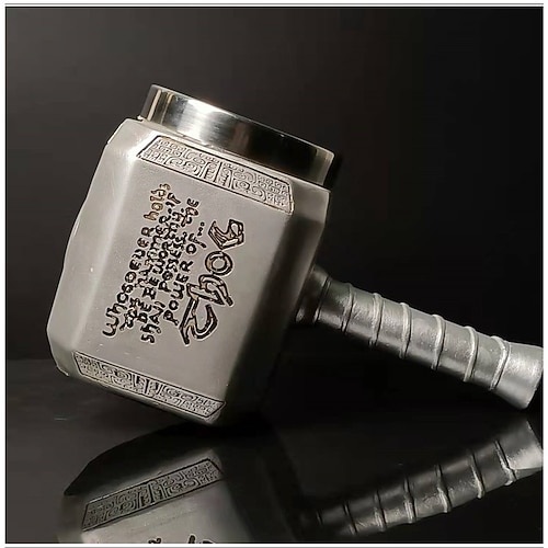 Thors Hammer Bierkrug, Oktoberfest Geschenkbecher, einzigartiger hammerförmiger Edelstahlkrug, nordische Mythologie inspirierter Thors Hammer Krug, Geek Geschenk für Männer Image
