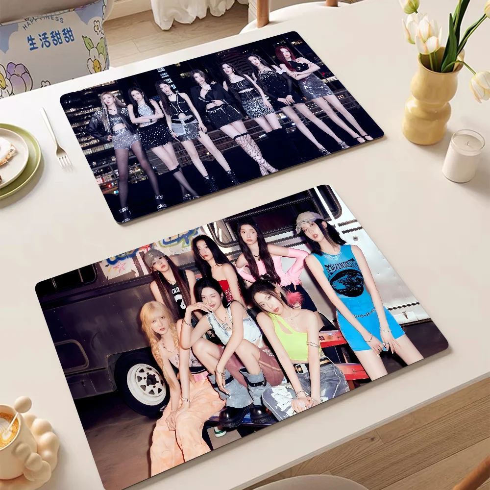 Kpop B-Babymonster Küche Teller Matte Saugfähigen Esstisch Matte Retro Nicht-slip Tischset Kaffee Gericht Geschirr Matte für Wohnkultur Image