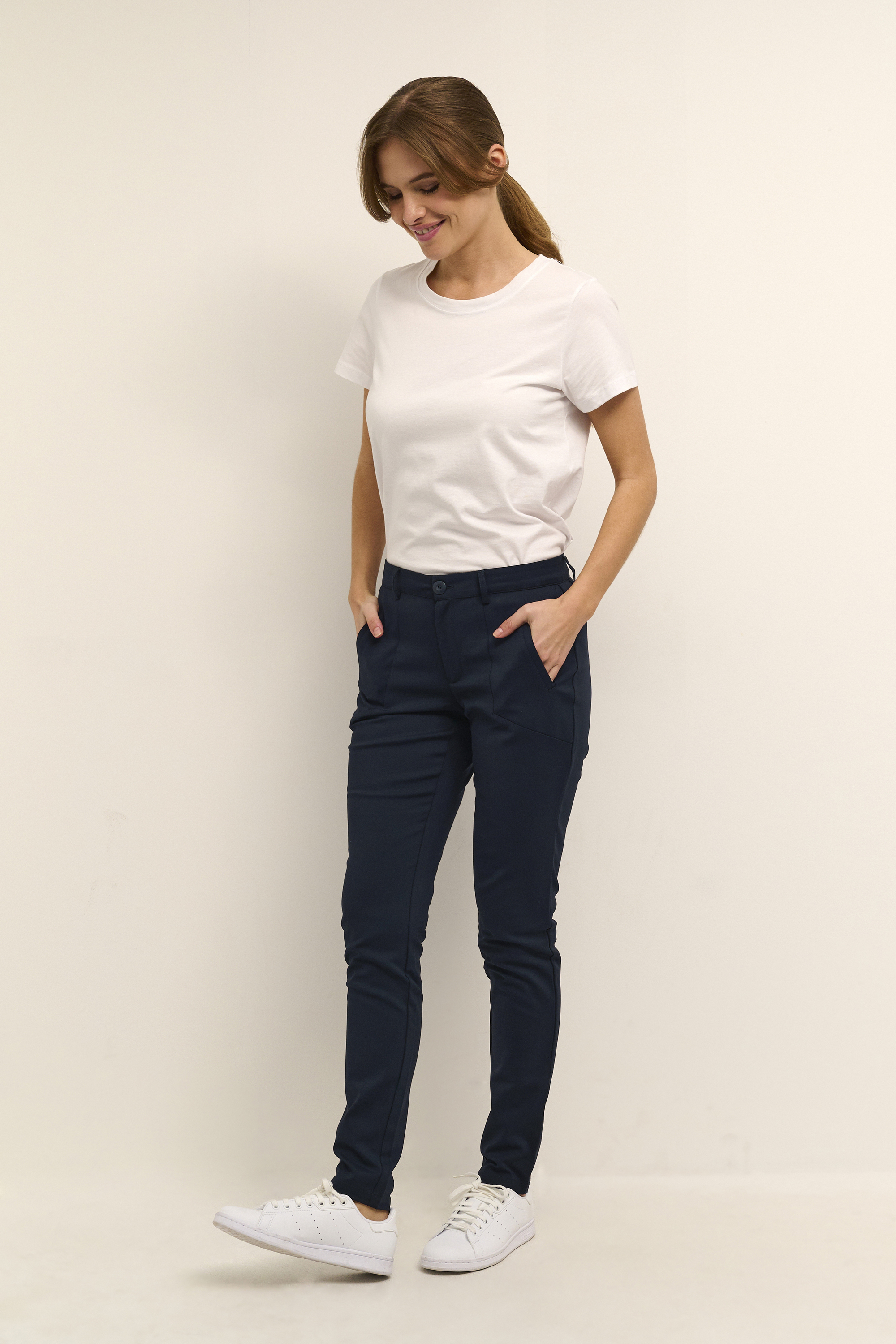 Casual Hose Regular fit Midnight Marine Image