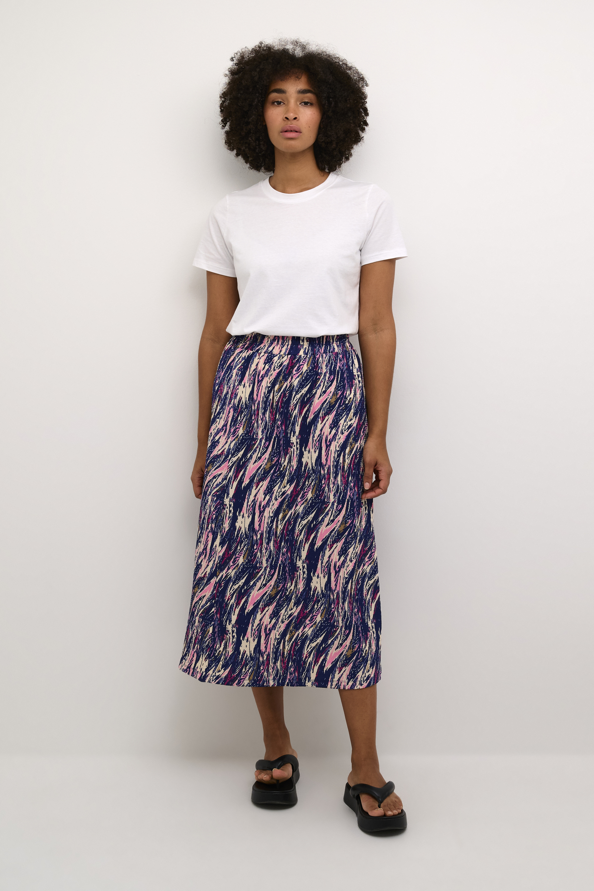 Rock A-shape Abstract Multi Color Print multicolour Image