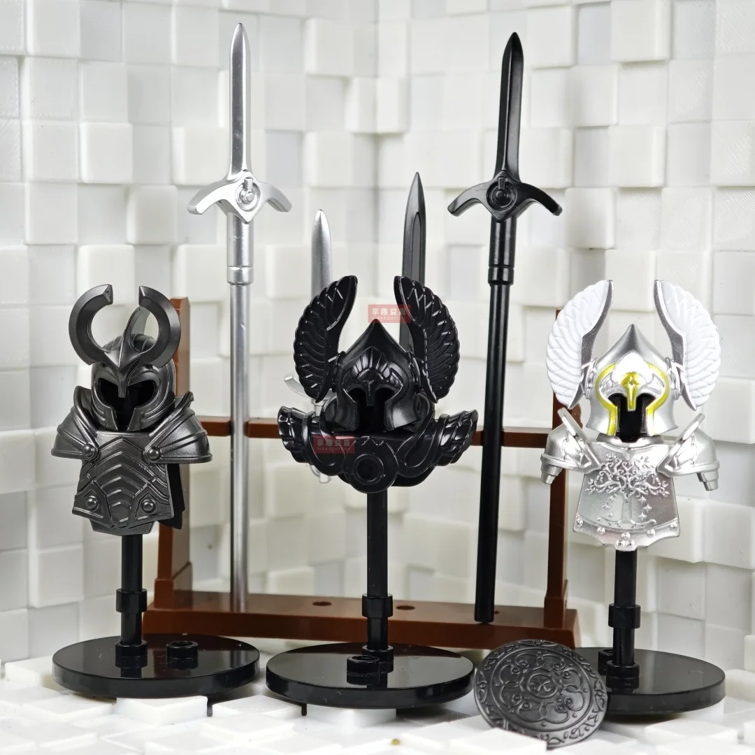 10 stücke Mittelalter Waffe Rüstung Helm Schwert Militär Teile Schild Speer Baustein figuren Befestigung MOC Image