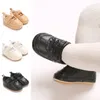 Baby Jungen Mädchen Low Top Sneakers Weiche Sohlen Säugling Weiße Sportschuhe Kleinkind Prewalker Lauflernschuhe für Kinderbett 0-18 Monate