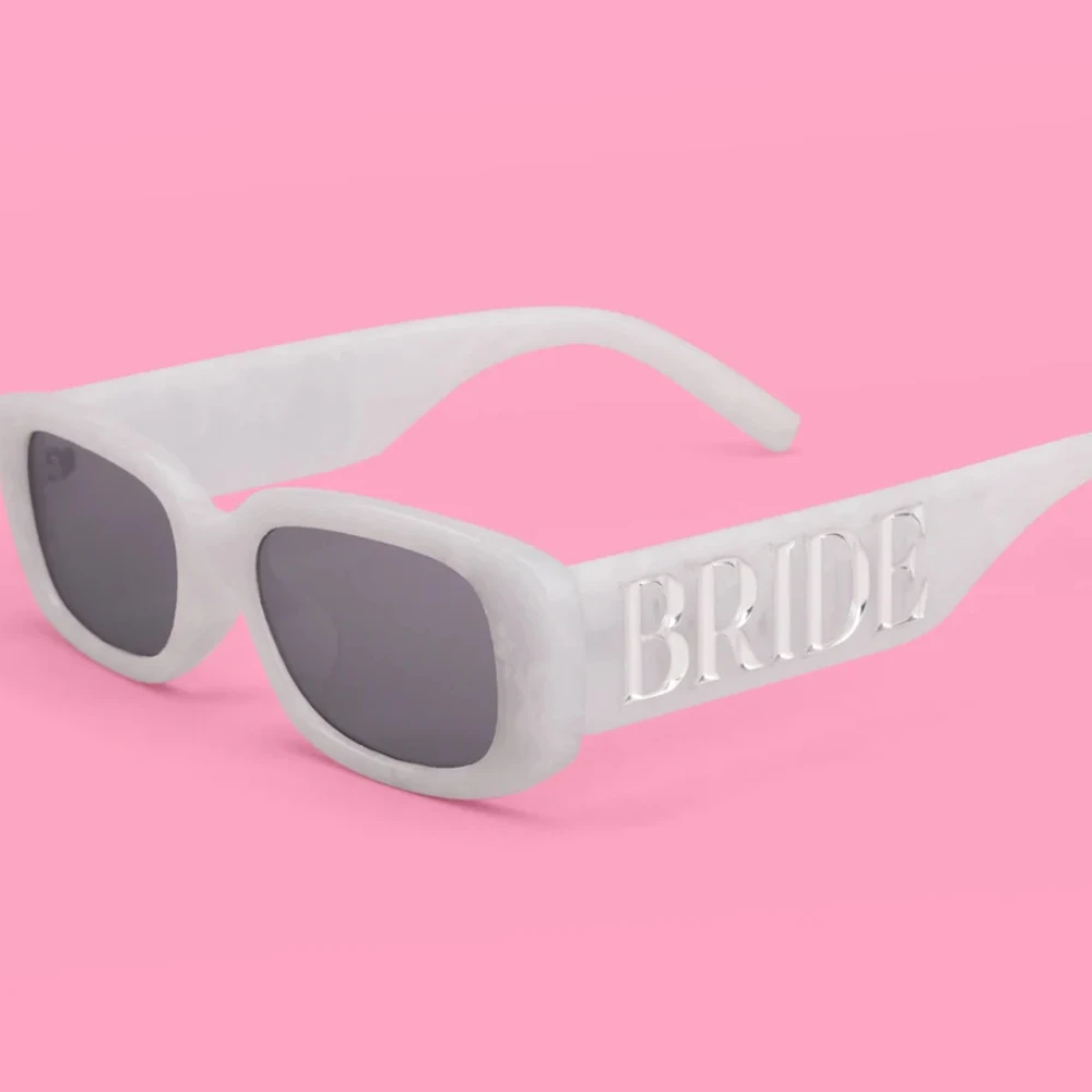 Bride Sunglasses for Summer Bachelorette Party Supplies Engagement Bridal Shower Accessory Wedding Decoration Bride To Be Gift
