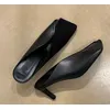 2025 Karree Cut Out Pantoletten Frauen PU Leder Rutschen Sandalen Outdoor Hausschuhe Büro Dame Schuhe Med Low Heel Pumps Mode 2025