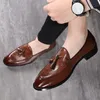 Neue Große Größe 47 48 Mode Männer Beiläufige Gezeigte Top Formale Business Männlich Hochzeit Kleid Wohnungen Oxfords Männer Quaste Schuhe trend