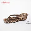 Aphixta Sexy Leopard Flip-Flops Keil Heels Frauen Außerhalb Rutschen Karree Sommer Strand Sandalen Schuhe