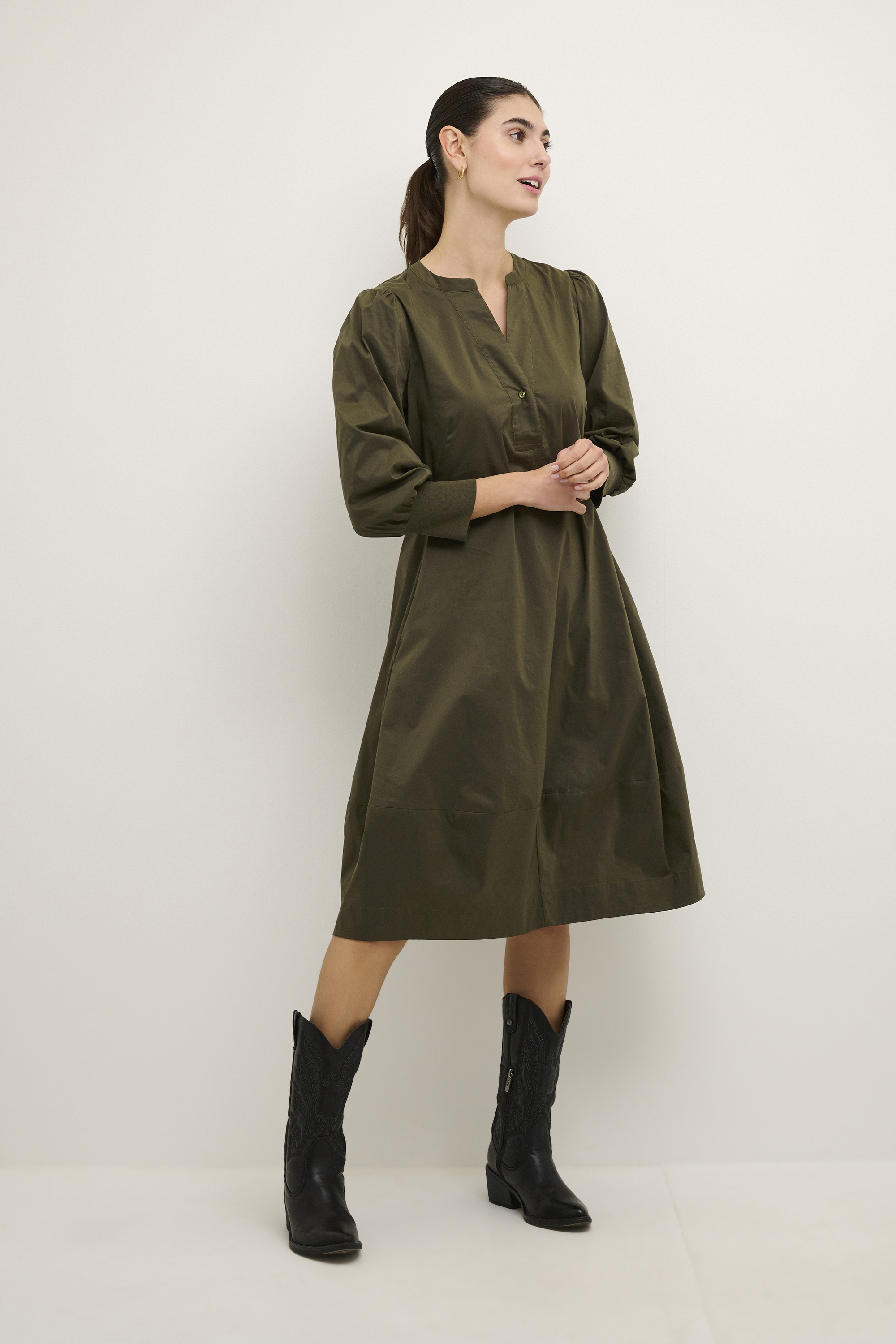Kleid Feminine Silhouette Gebranntes Olivgrün olive Image