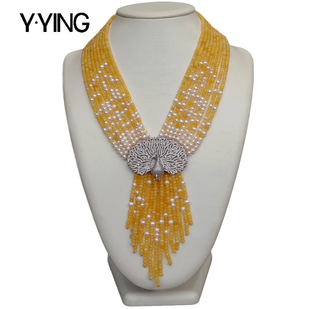 Y·YING Collana con 9 fili di perle d'acqua dolce bianche di giada gialla con pavé di pavone CZ 19.5"