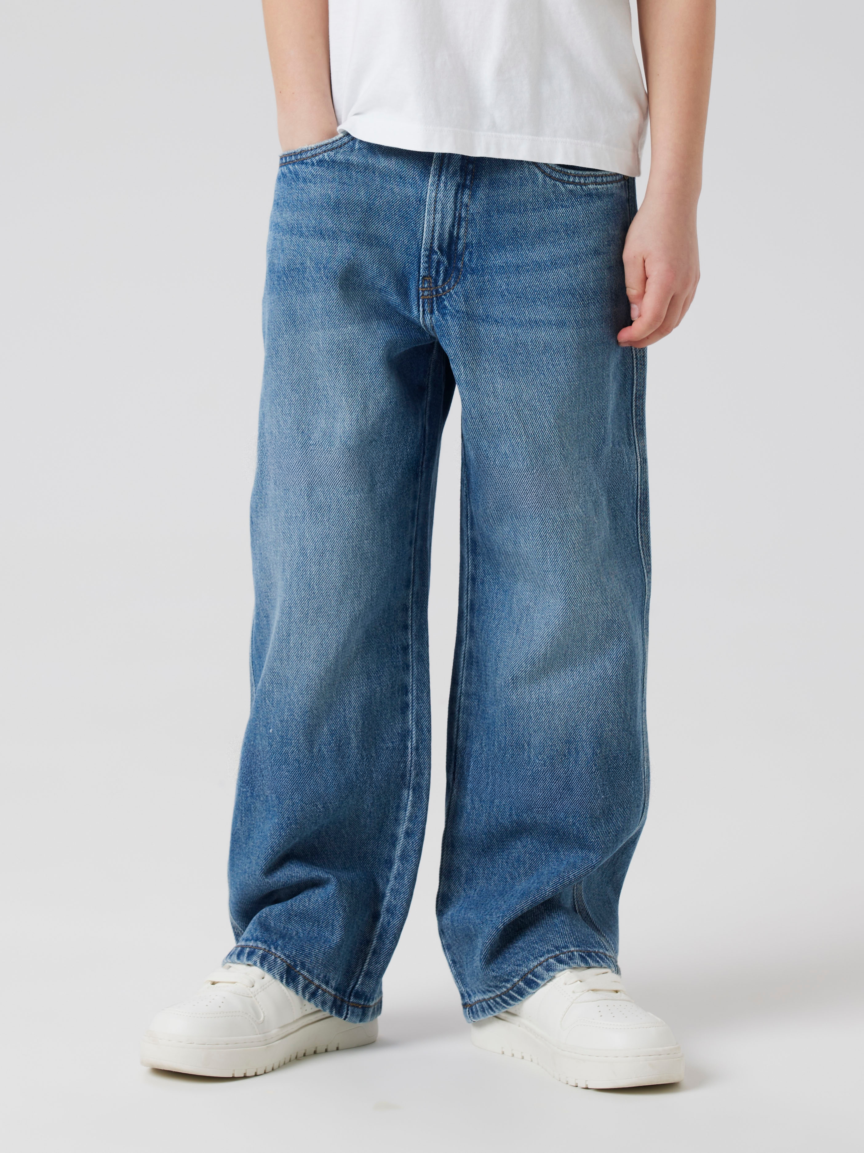 Relax-fit-Jeans NAME IT "NKMBEN SKATER JEANS 1990-LD NOOS", Jungen, Gr. 152, N-Gr, blau (medium blau denim), Denim/Jeans, Obermaterial: 100% Baumwolle, Abriebeffekte, relaxed fit lang, Jeans