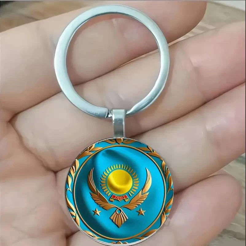 Schlüsselanhänger mit Kasachstan-Flagge – modischer Anhänger aus Zinklegierung für Taschen und Autos, Heimdekoration, Jubiläums- und Urlaubsgeschenke Image