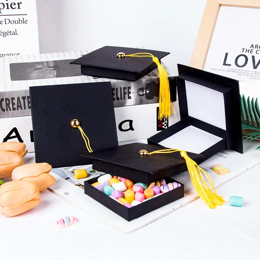 1 stücke Elegante Schwarz Graduierung Candy Box Kreative Bachelor hut Geschenk Zucker Schokolade Box Mit Quaste Graduation Party Dekoration Image